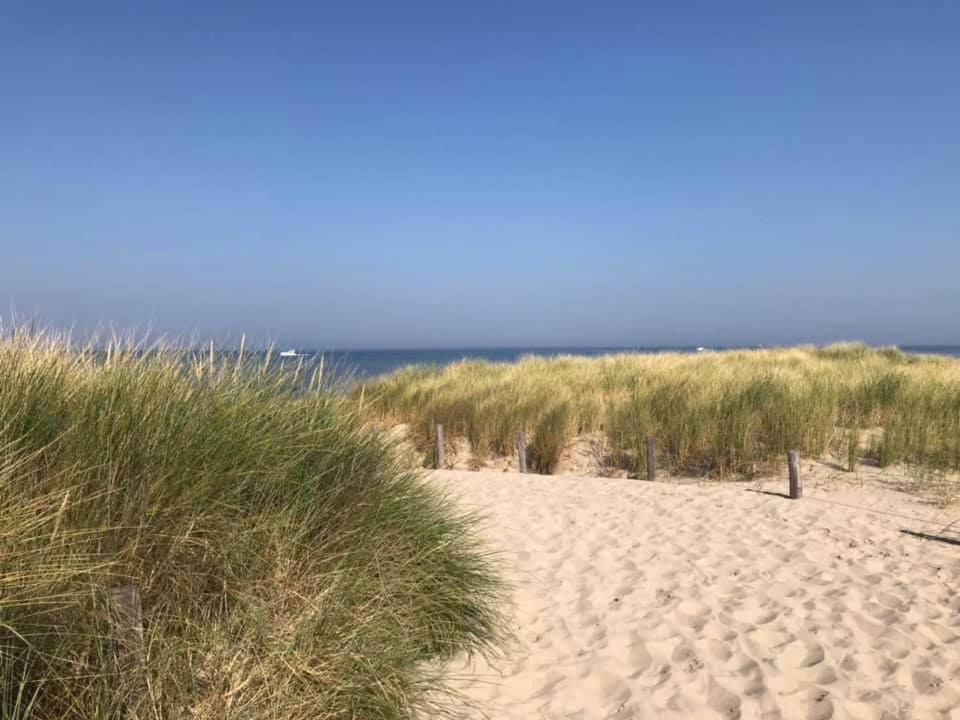 Strandhuis De Zon - Recreatiepark De Watersnip 페턴 외부 사진