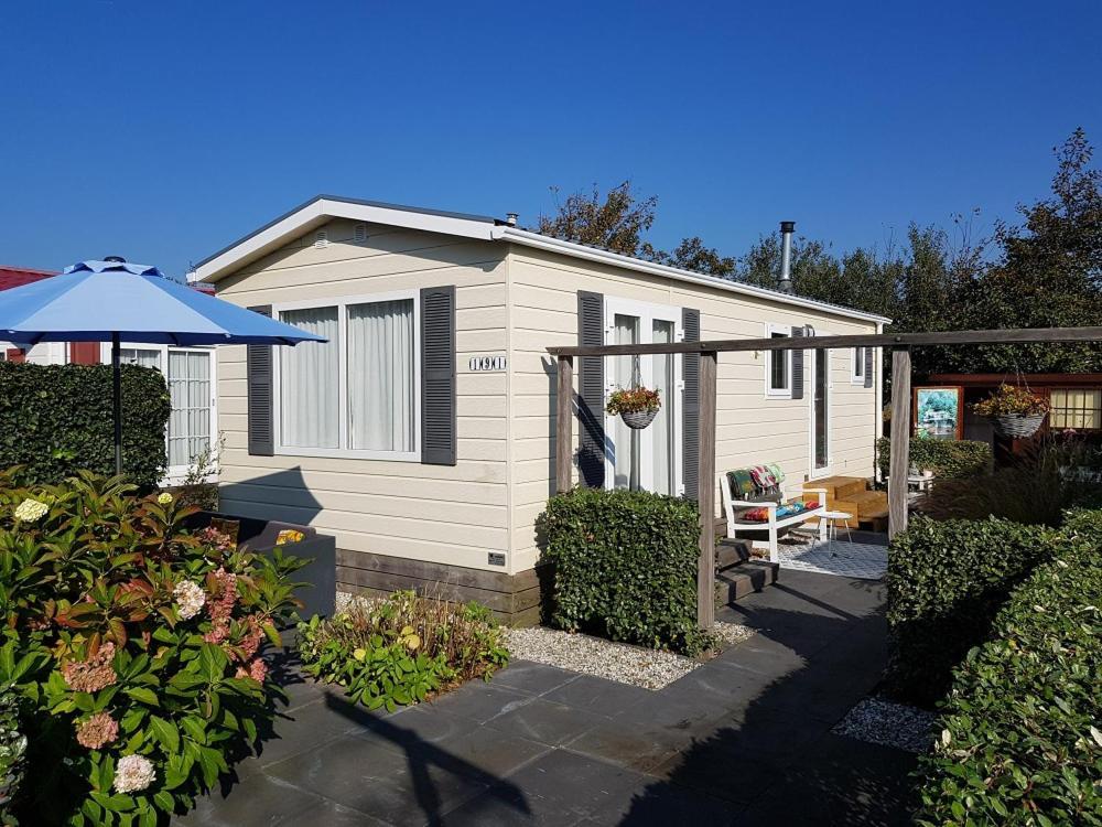 Strandhuis De Zon - Recreatiepark De Watersnip 페턴 외부 사진